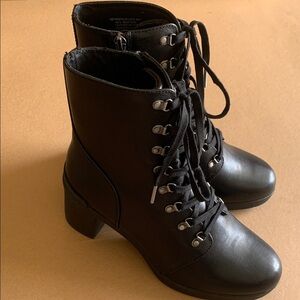Abeo Black Metropolis Lace Boots BRAND NEW NO FLAWS